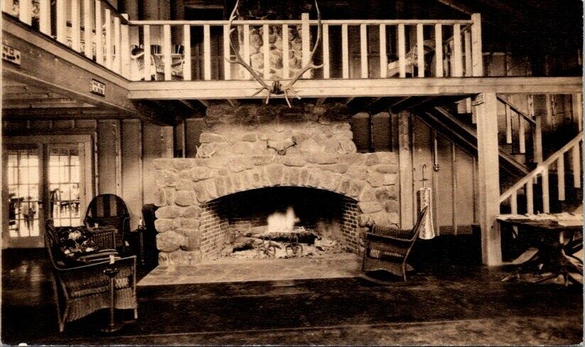 Postcard Fireplace & Lounge York\'s Log Village Loon Lake Rangeley Maine ME  S379