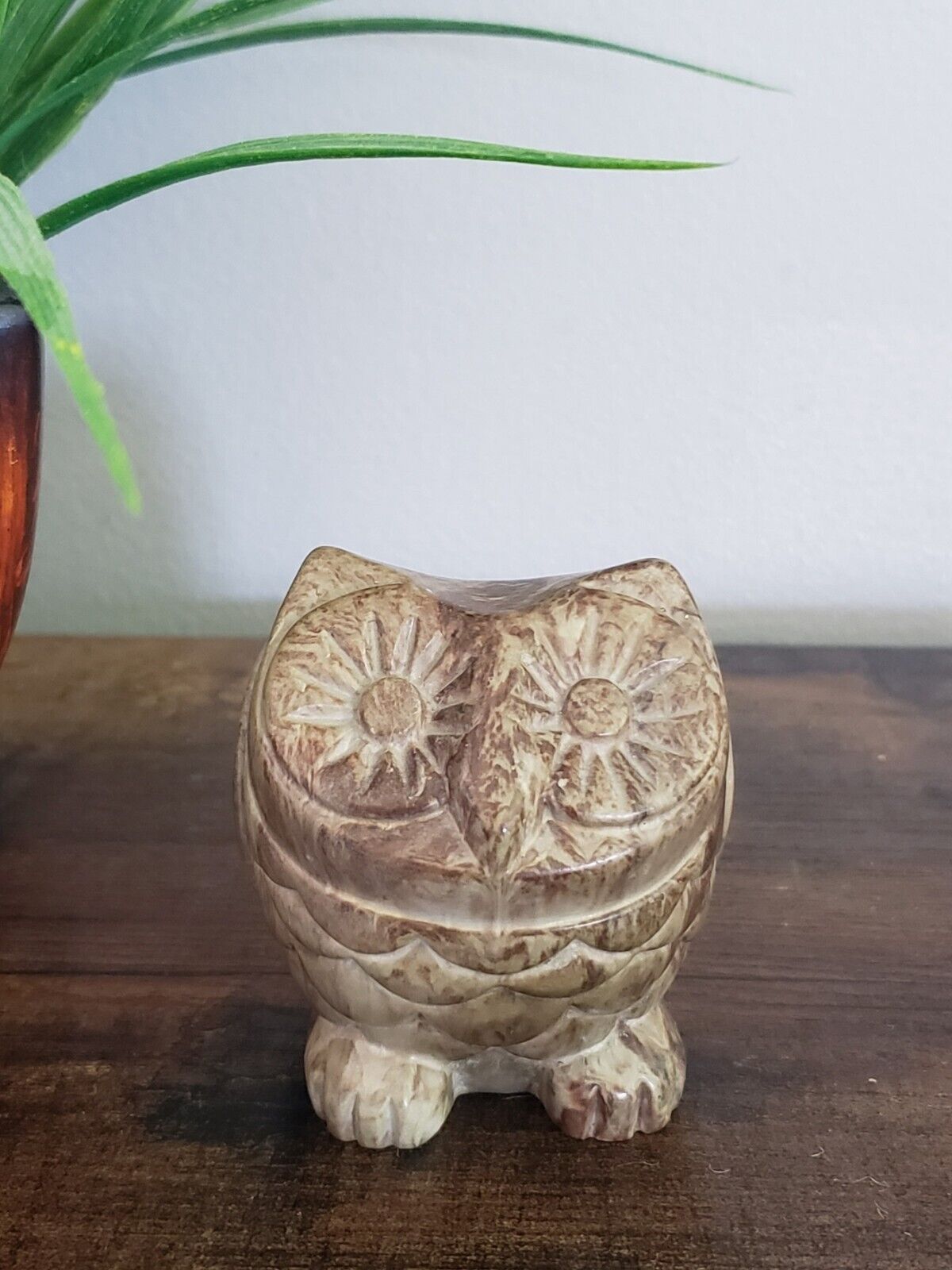 VTG Hand Carved Aboriginal Inuit Soap Stone Owl Figure Signed THORN, Canada