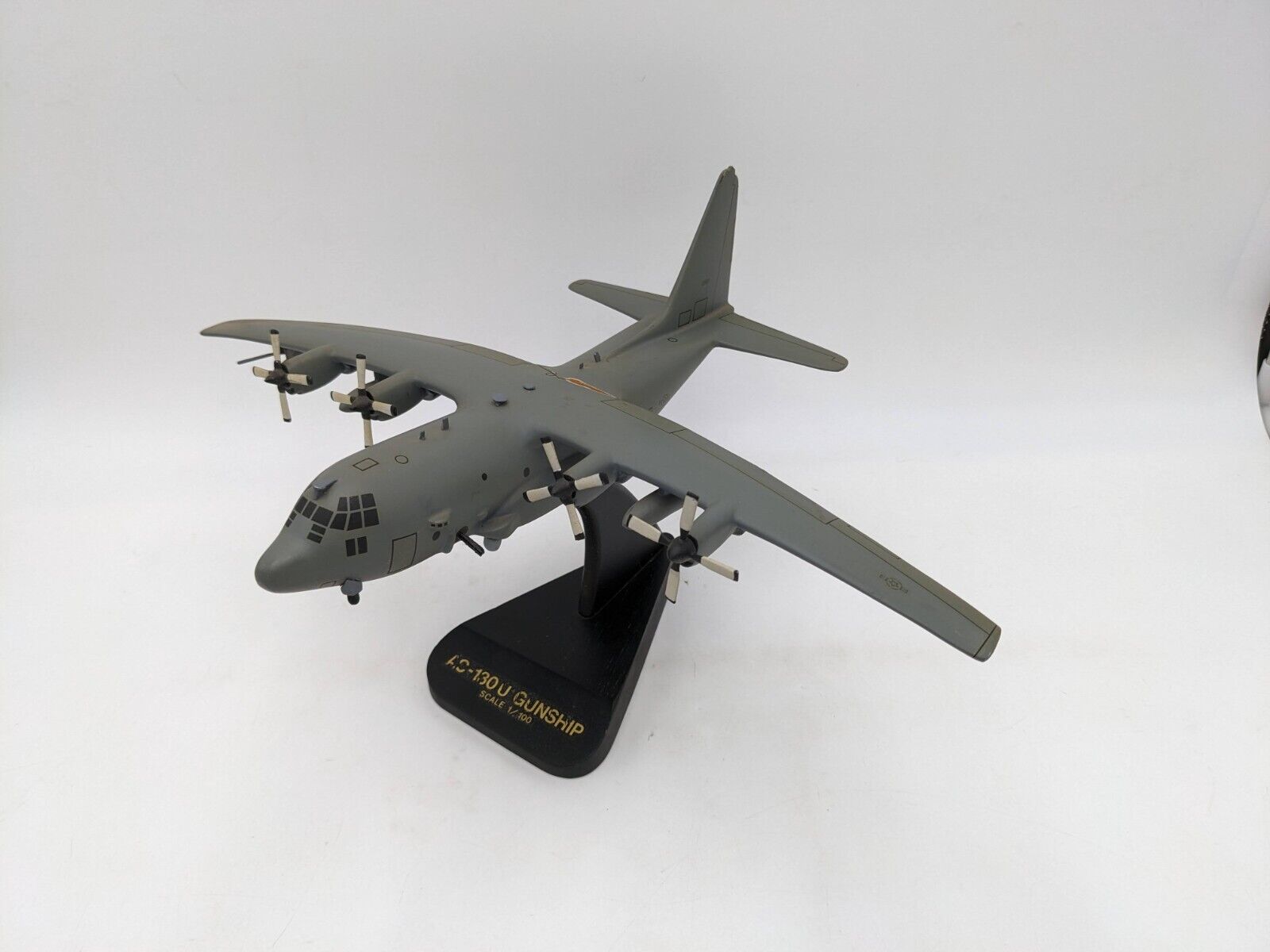 Lockheed AC-130U Gunship USAF Gray Paint Scheme 1/100 Desk Model See Pics