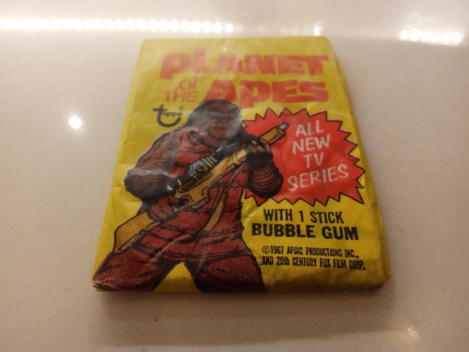 1975 Topps Planet Of The Apes TV SHOW Topps Vintage Wax Pack Card Unopened