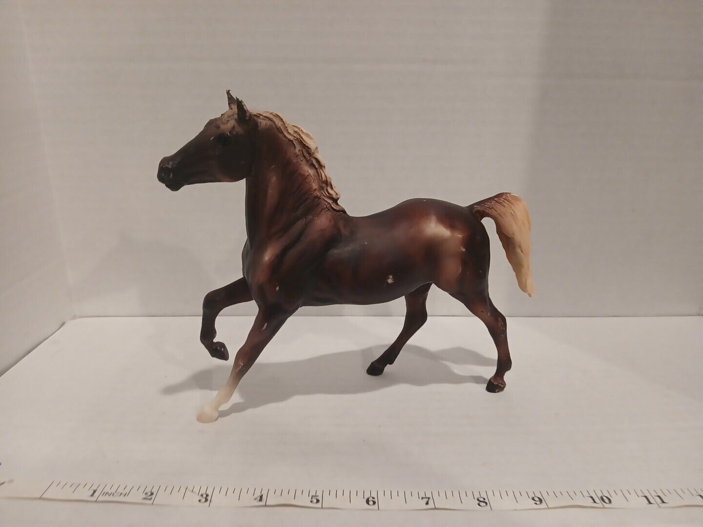 Breyer Classic Cherokee Horse  - Dark brown - Wild Mustangs