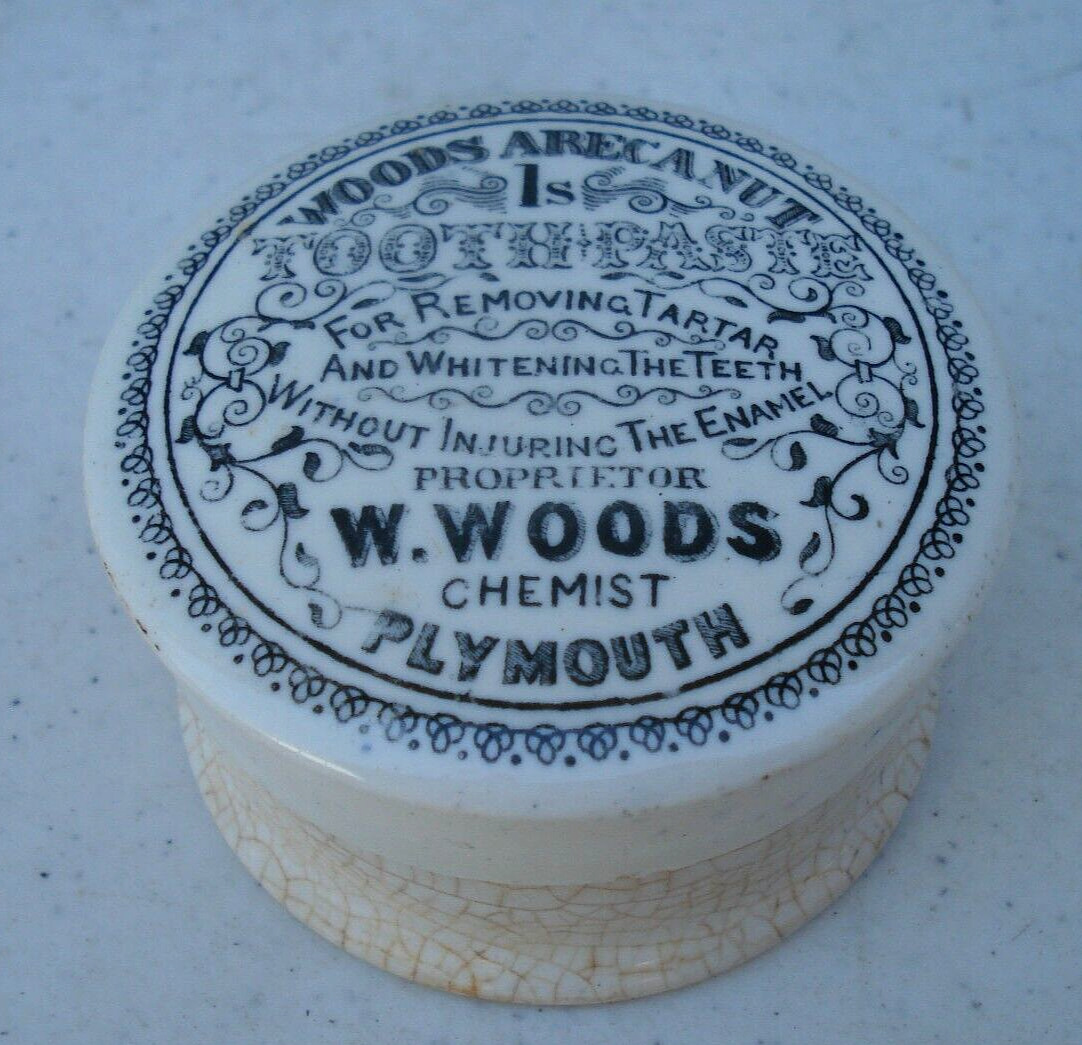 Antique, scarce EARLY VERSION (in use from 1865-1880), Woods CHEMIST Jar pot lid