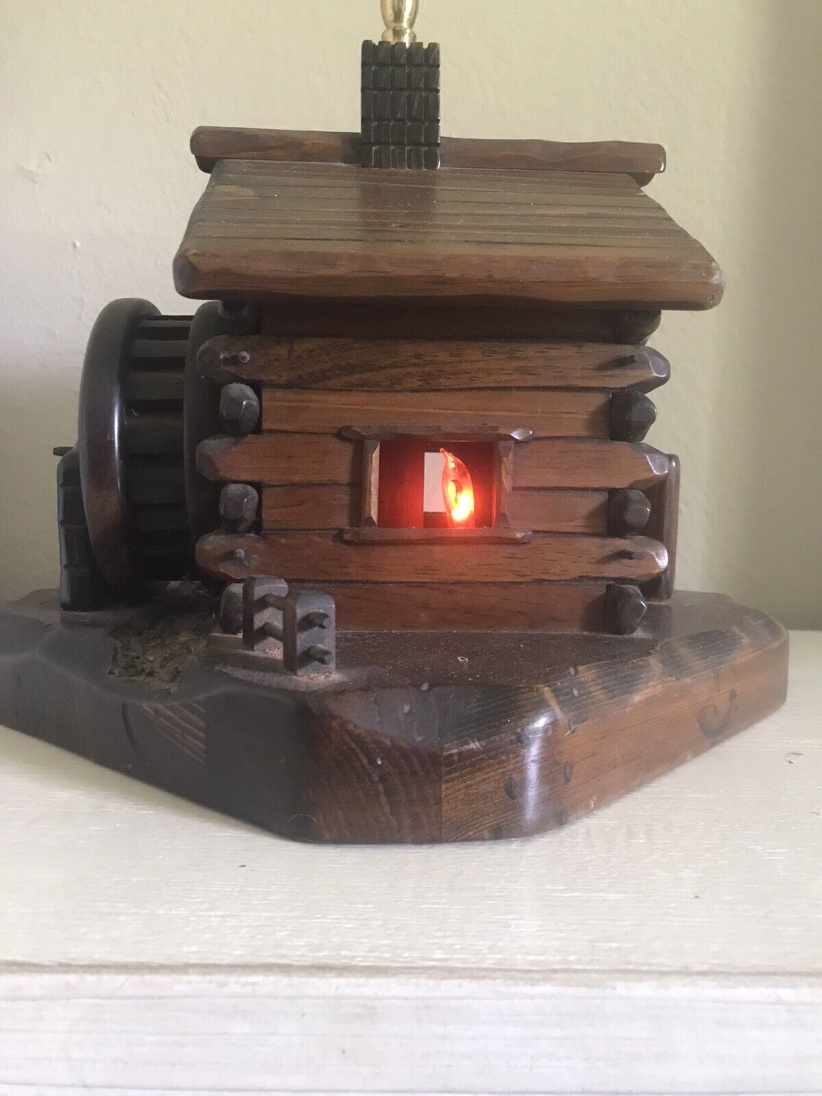 Vintage Gristmill Log Cabin Table Lamp With Flickering Light
