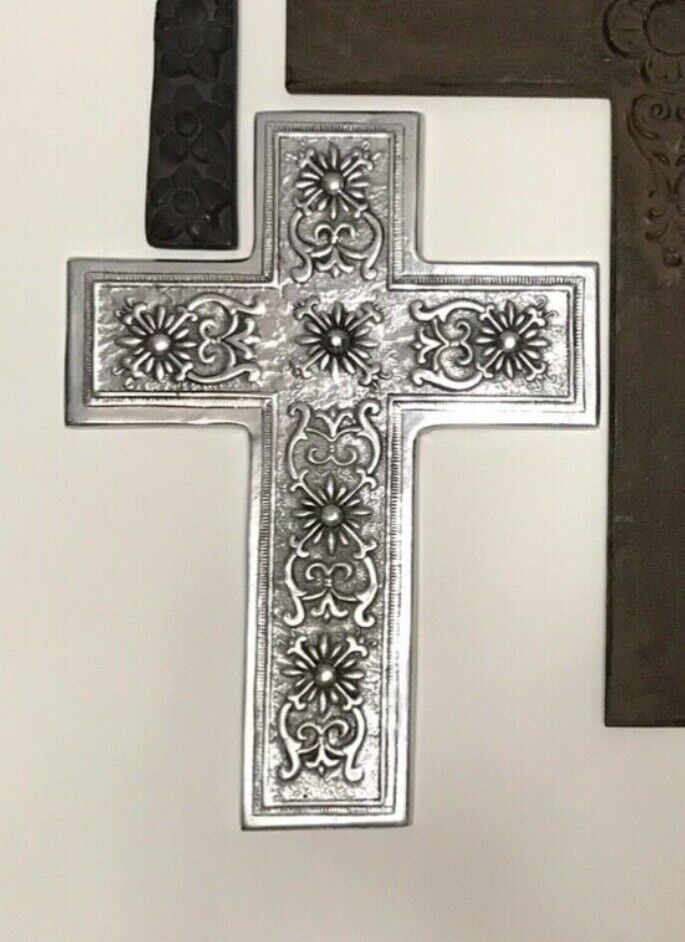 vintage 90s early 2000s decorative silver wall cross Easter