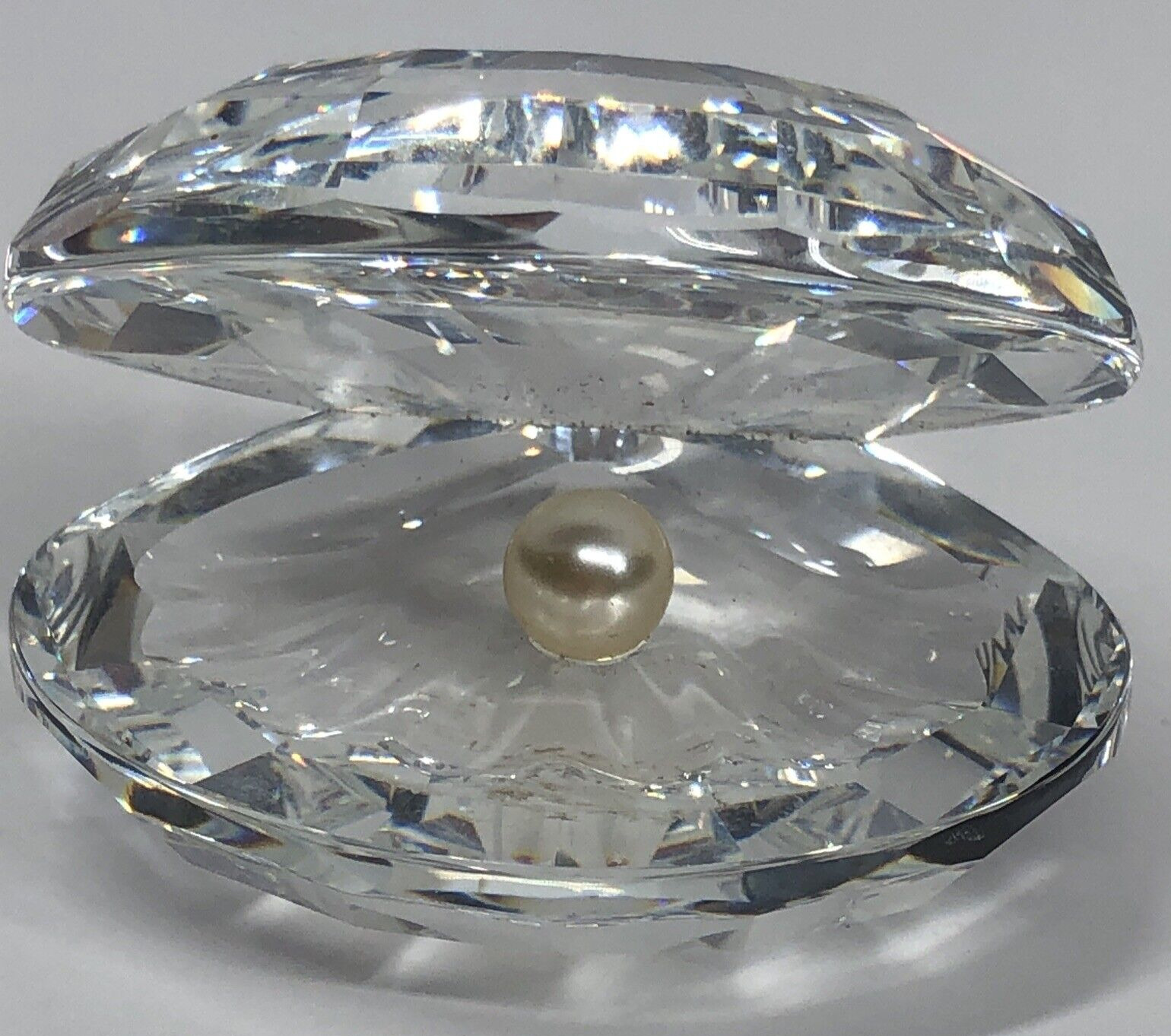 Swarovski Crystal Oyster Clam Shell with Pearl, Excellent Condition 