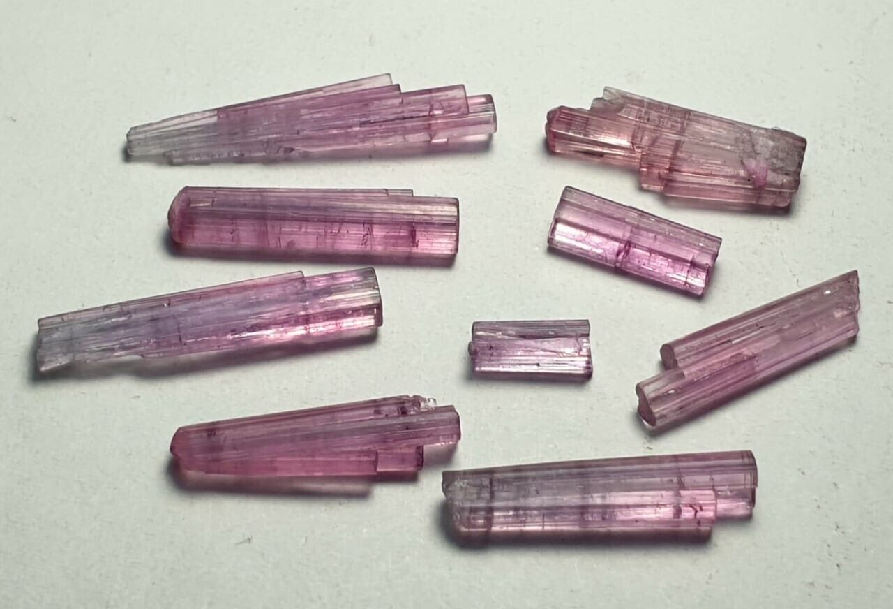 Pink colour terminated tourmaline bunches  - 24 carats