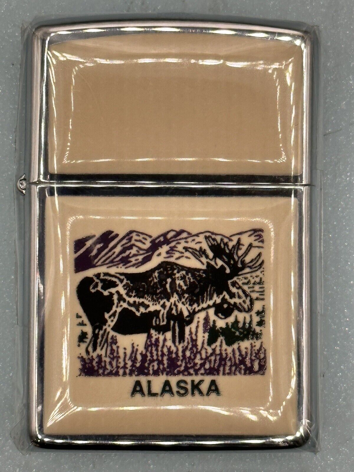Vintage 1992 Scrimshaw Alaska Moose Double Side Zippo Lighter NEW Mint Condition