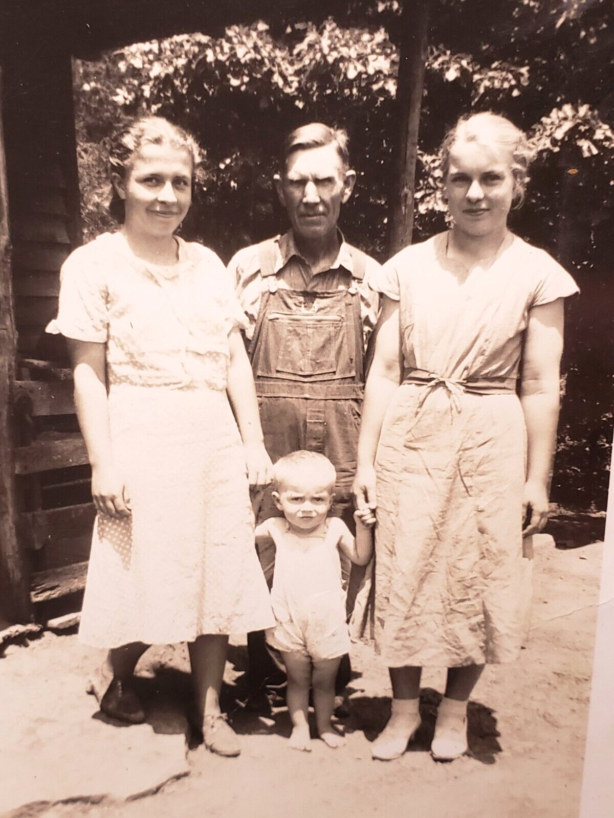 Vintage B&W Family Photo - Maybe Father, Two Daughters, and Toddler - Tennessee?