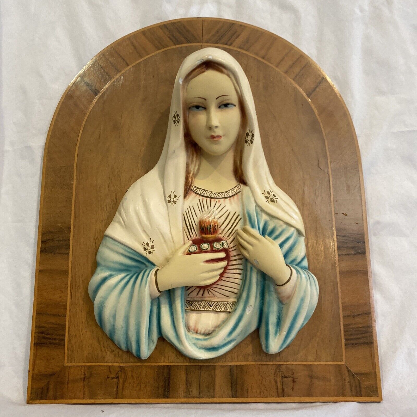 VINTAGE 3D 3-Dimensional SACRED HEART MARY Wall Hanging PLASTER Chalkware 15.5