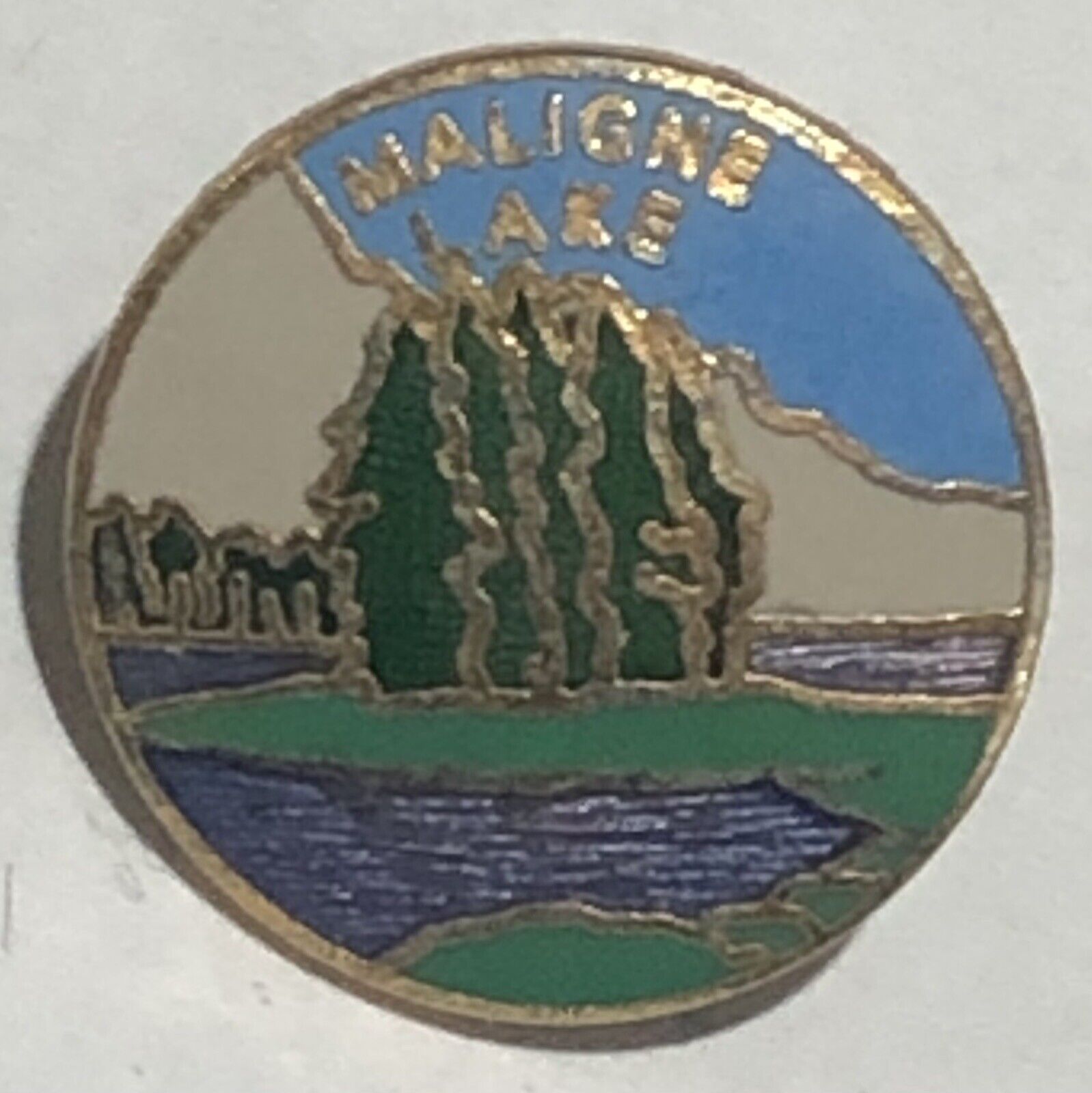 Vintage Maligne Lake Canada Souvenir Gold tone Travel Pin