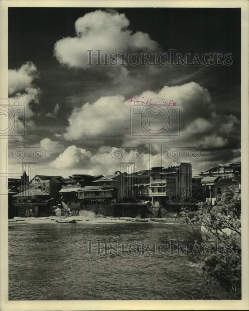1985 Press Photo Old section of Panama City viewed from Las Bovedas - hcx36089