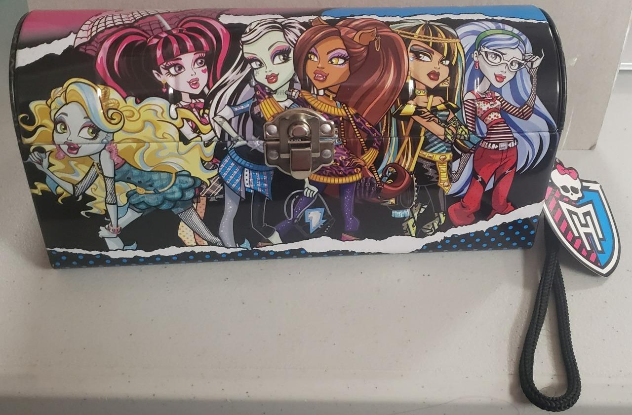 Monster High Clutch Tin Box Pencil Stationary Tote 2011 Mattel