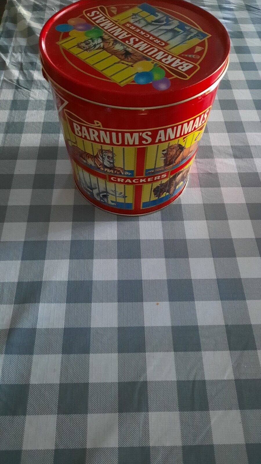 Vintage 1991 Nabisco Barnum’s Animal Crackers Circus Tin with Lid And Handle