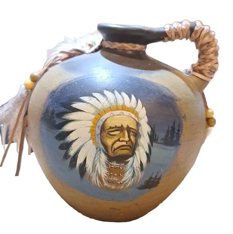 Native Indian Traditional Water Jar Hand Painted VTG 7.5\