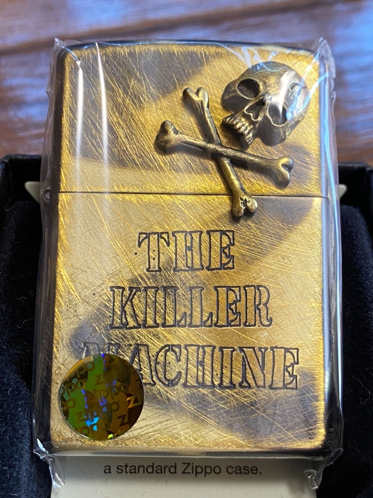 Zippo The Killer Machine Skull 2011 Oil Lighter