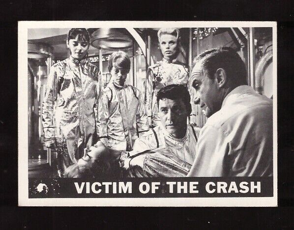 1966 Lost In Space Trading Card #23 - Victim of the Crash