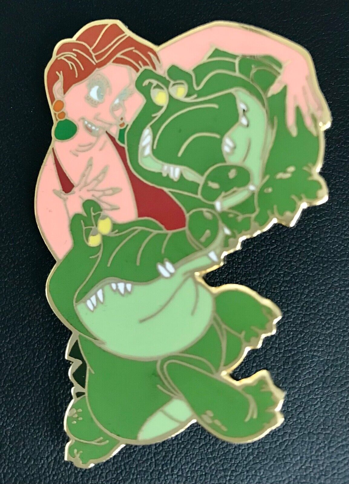 LTD ED /250 MADAME MEDUSA with BRUTUS and NERO pin from The Rescuers. BRAND NEW
