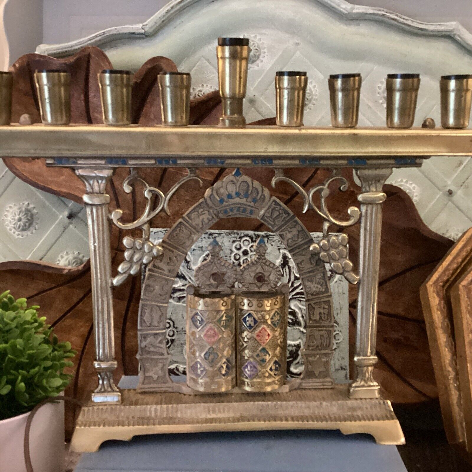 Vintage Antique Ornate Brass Tablets Judaica Jewish Hanukkah Menorah Electric