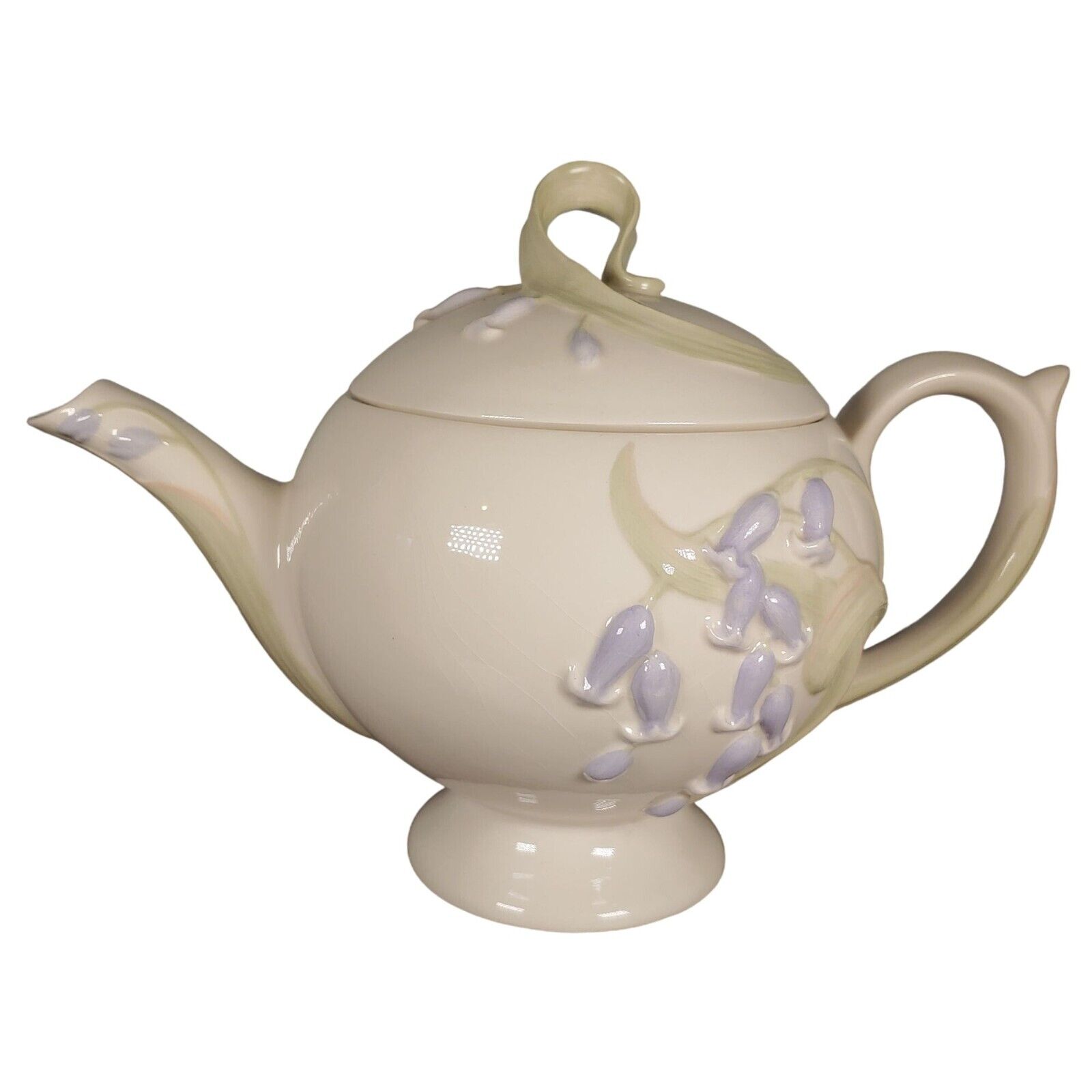 Lenox Porcelain Floral Blossoms Blue Bell Teapot