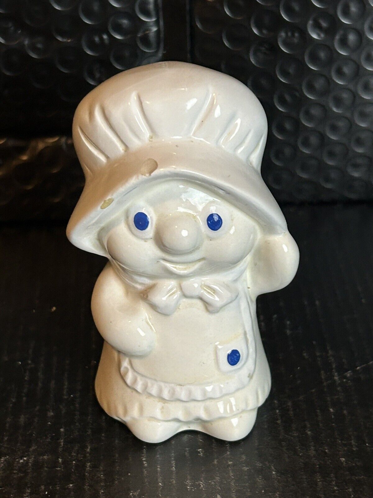 Vintage 1988 Pillsbury Dough Girl Ceramic Salt/Pepper Shaker