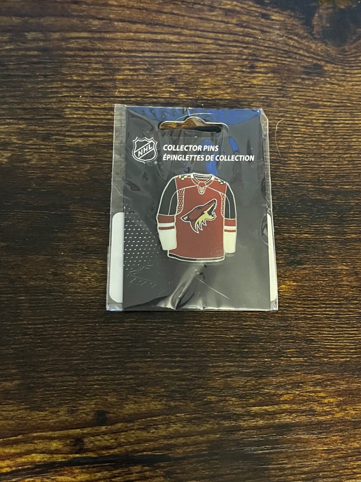 Arizona Coyotes NHL Maroon Jersey Logo Lapel Collectors Pin NEW