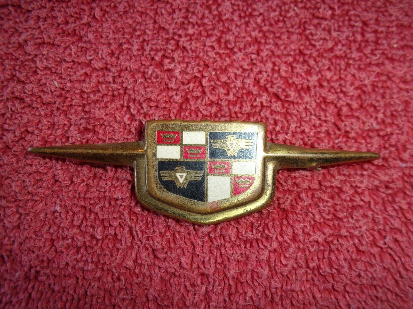 Studebaker emblem ornament brass two birds 3.5