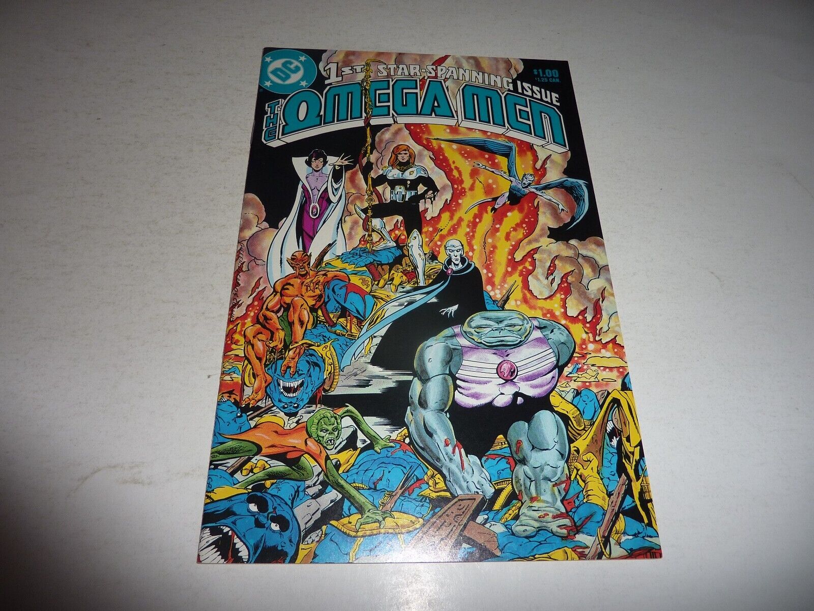 THE OMEGA MEN #1 DC Comics 1983 Keith Giffen 1st Print NM Unread Copies