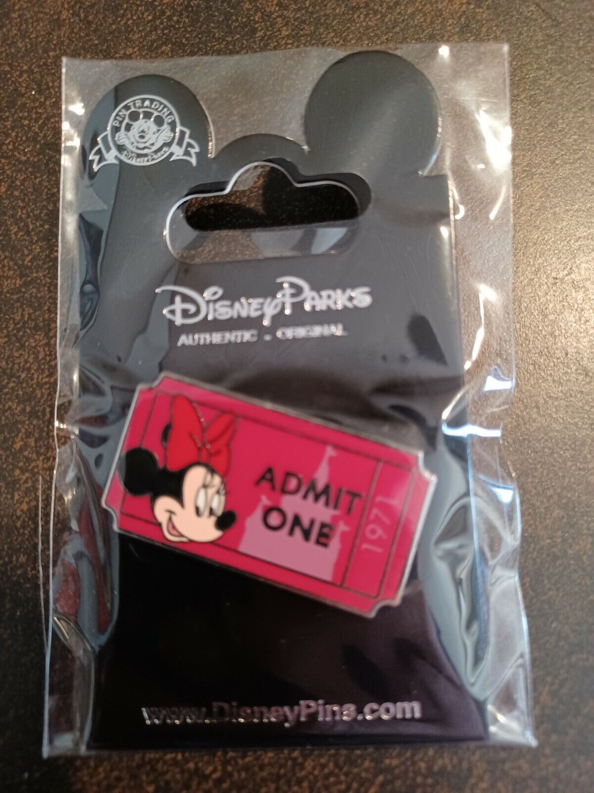 2012 Disney WDW Admission Ticket Minnie Pin With Packing