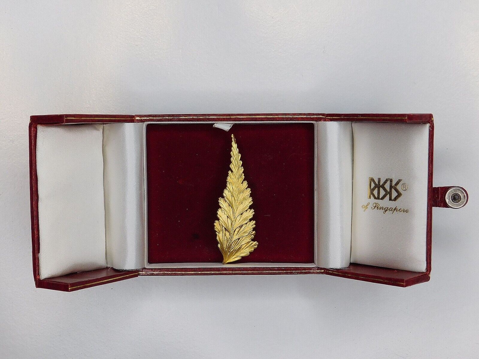Vintage Risis Orchid 22k Gold Plated Leaf w/ Stamp Brooch