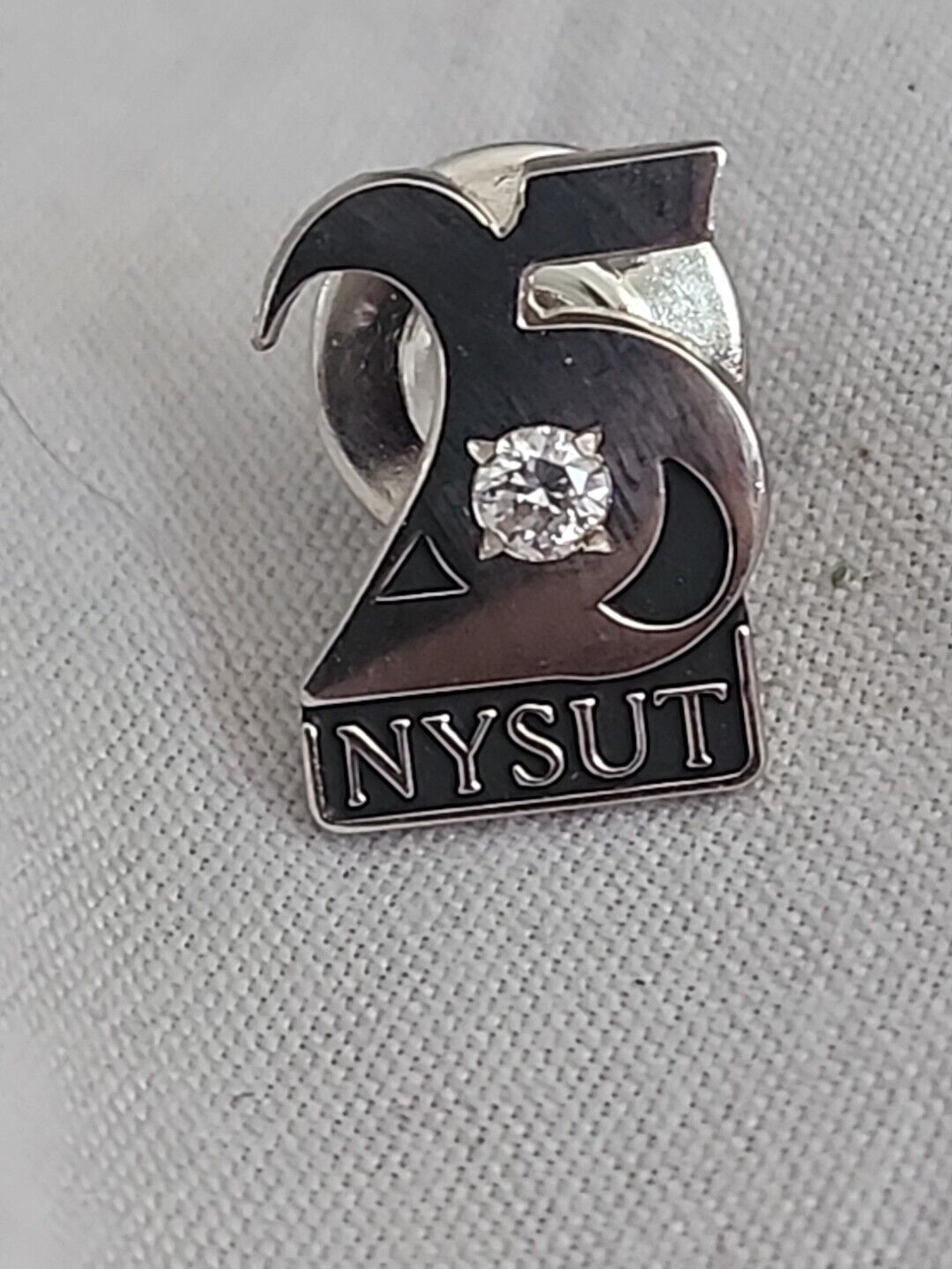 NYSUT Lapel Pin - New York State United Teachers Union Member 25 Years 1979