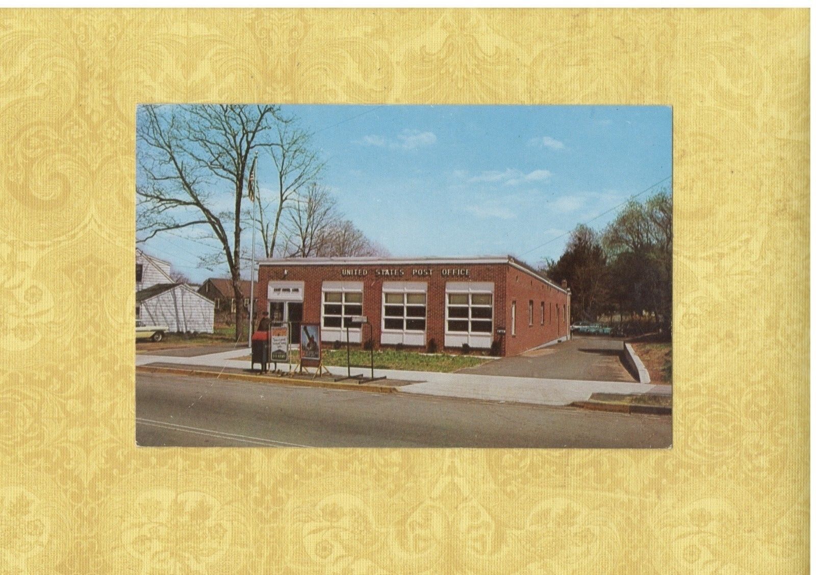 CT East Haven 1960s vintage postcard U.S. POST OFFICE CONN MAIL