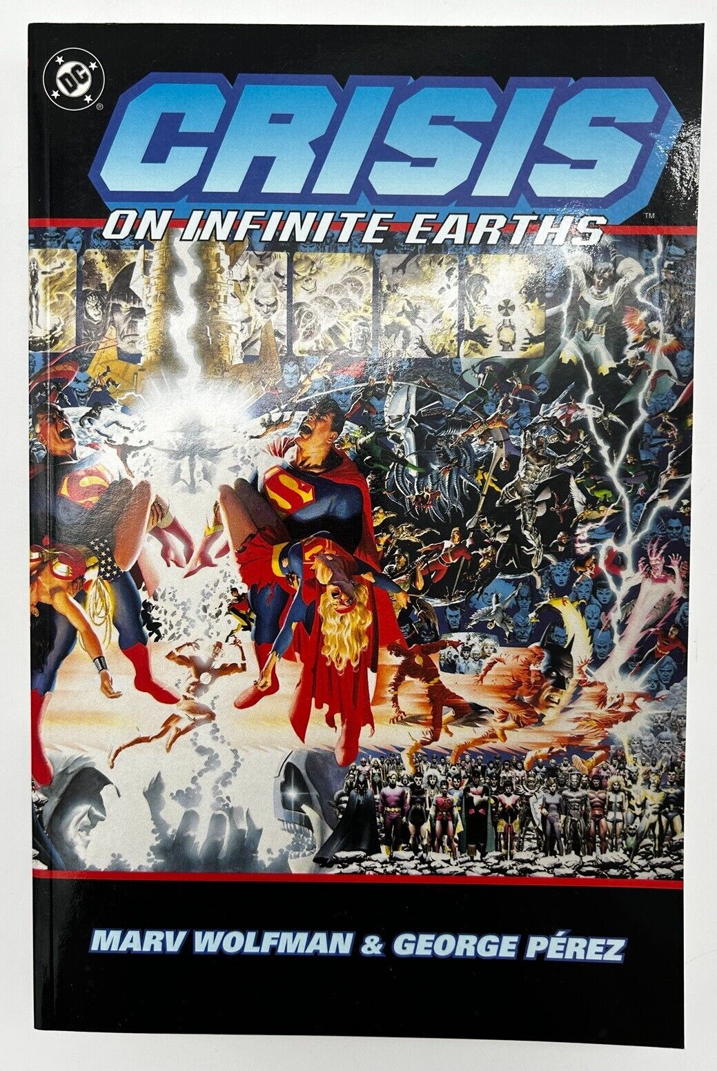 DC Trade Paperback - Crisis On Infinite Earths - New Unread