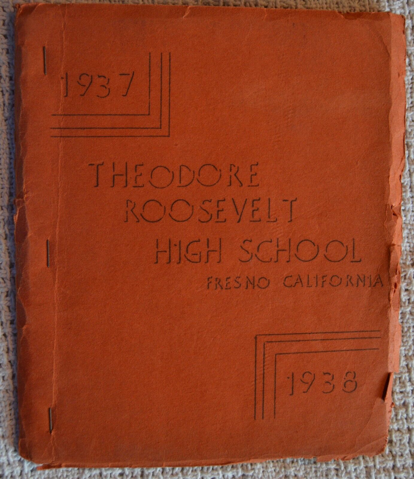 1937-38 THEODORE ROOSEVELT HIGH SCHOOL STUDENT MANUAL FRESNO, CA