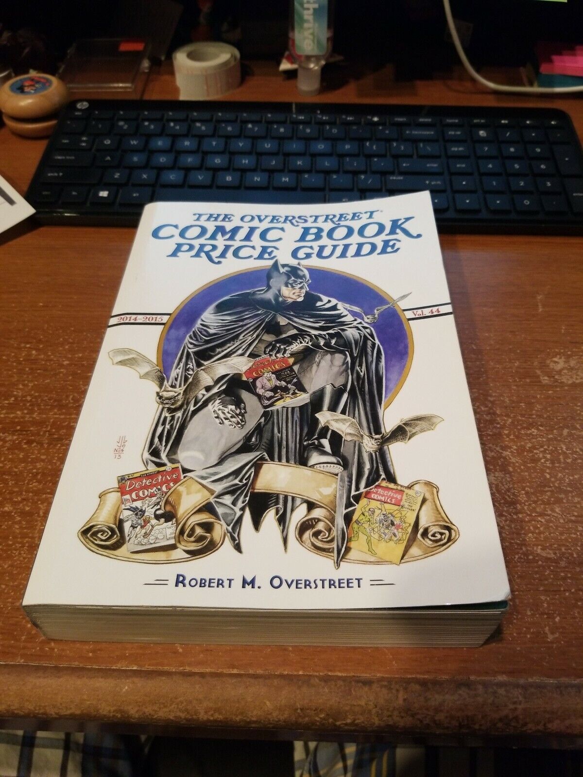 Overstreet Comic Book Price Guide 44th Edition 2014-2015 JG Jones Batman CVR FN