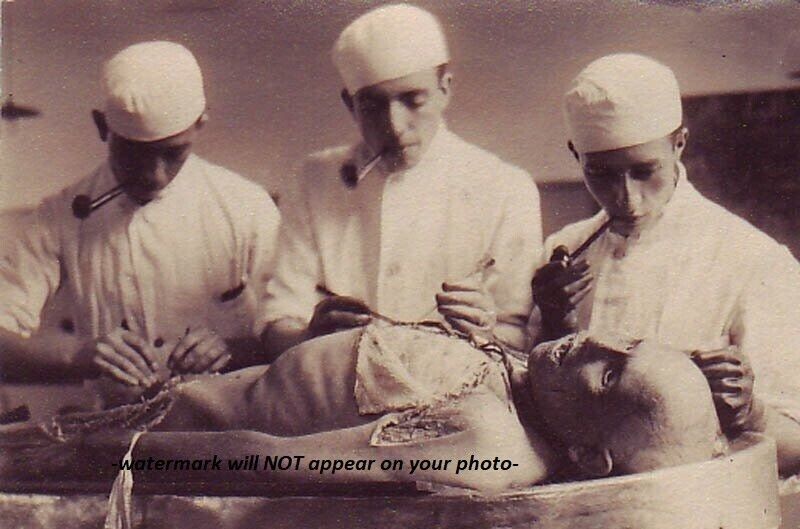 Vintage Creepy Alien Autopsy PHOTO Scary Weird X-Files Body Spooky UFO Doctors