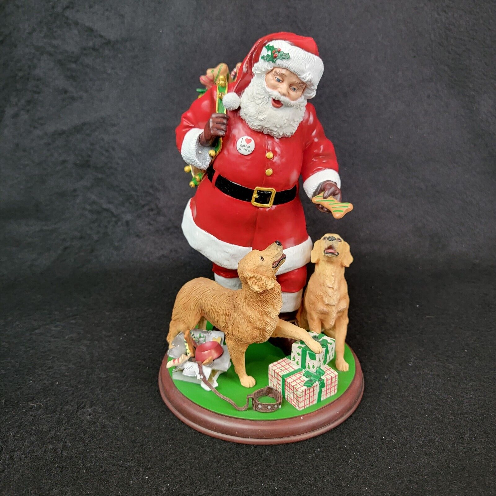 VTG Danbury Mint Santa\'s Lovable Goldens Golden Retriever Christmas Dog Figurine
