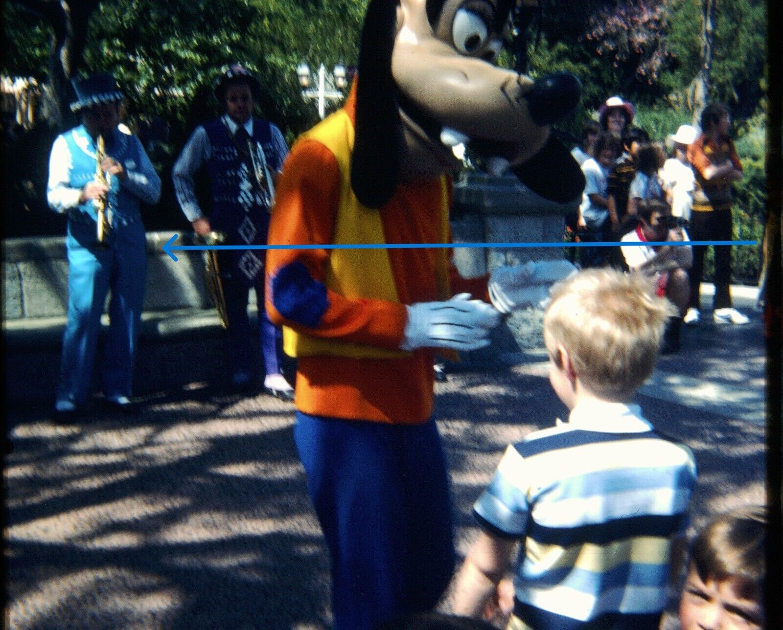 1976 35mm Slides 6X Disneyland California Tomorrowland Small World Goofy #1287