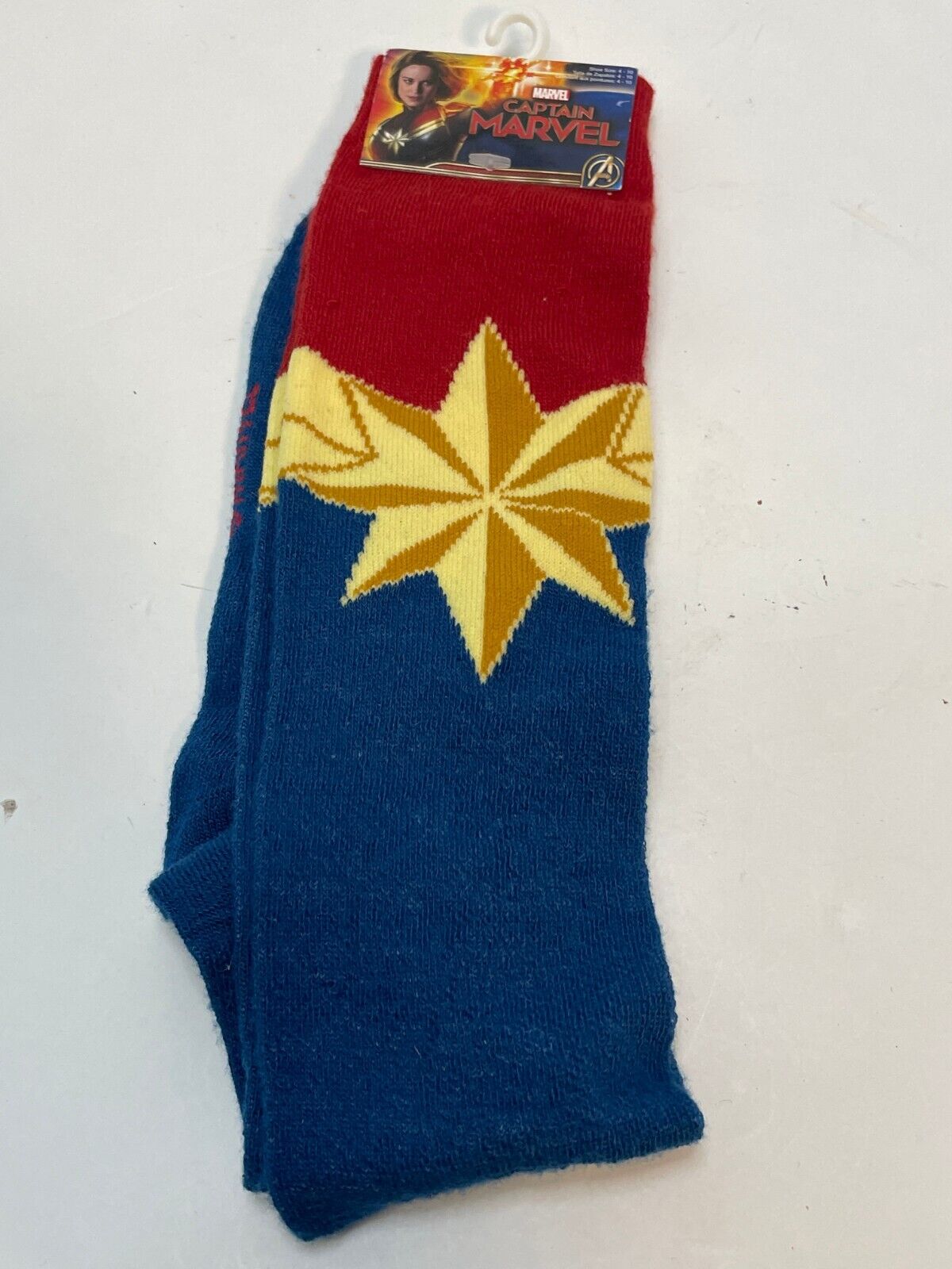 Marvel Comics Captain Marvel Star Crew Socks shoe size 4 - 10 We got This new