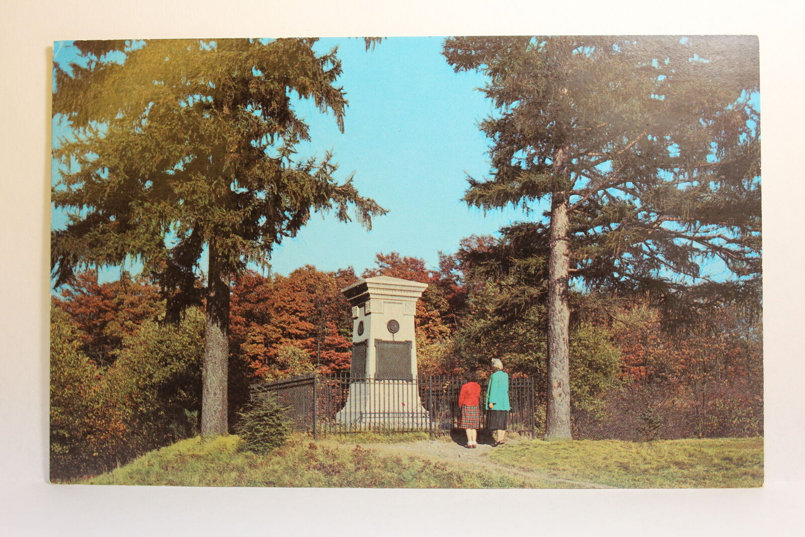 Postcard General Edward Braddock\'s Burial Place & Monument Uniontown PA D18
