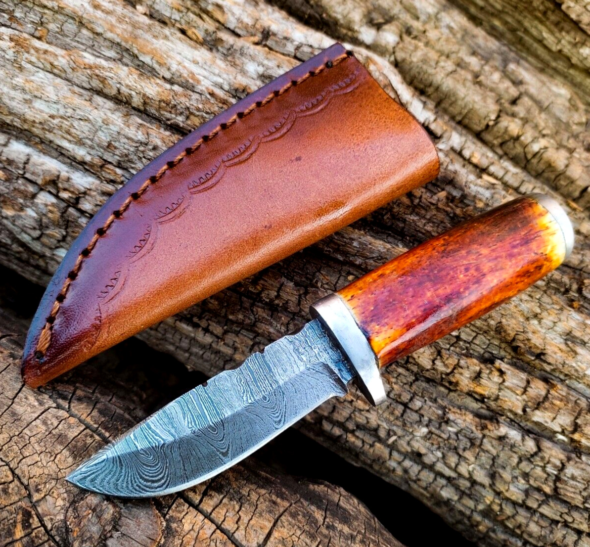 Handmade Bushcraft Knife - Custom Damascus Steel Survival Hunting KNIFE W/SHEATH