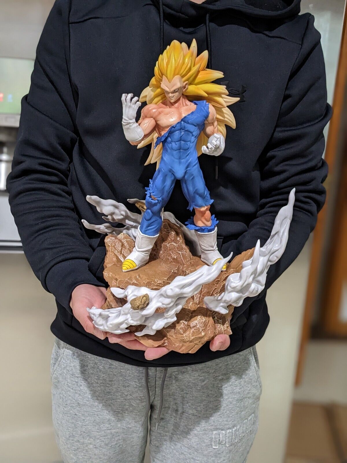 Large Dragon Ball Z Super Saiyan 3 Vegeta Stand Big Figure Statue Gift Large