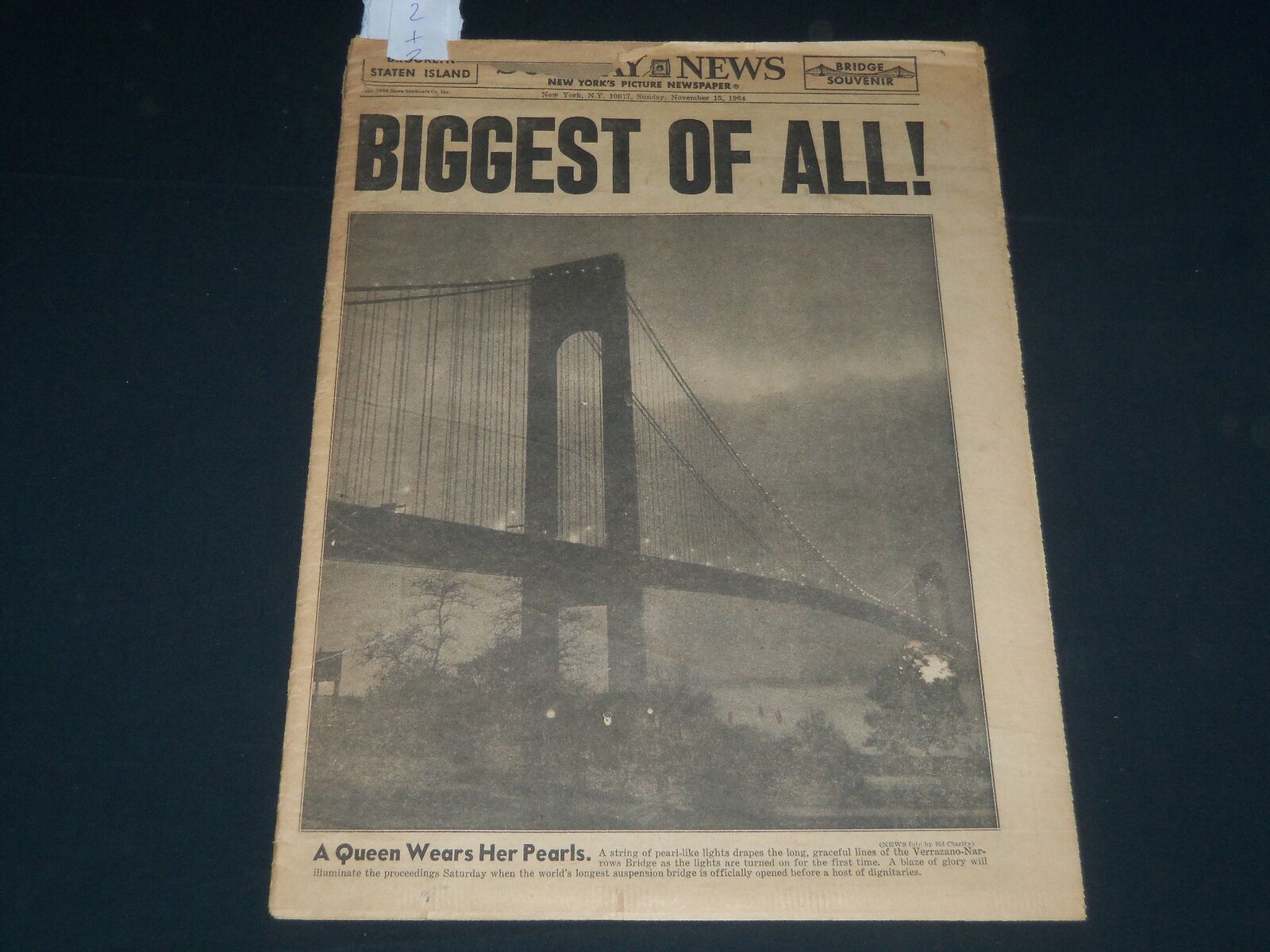 1964 NOVEMBER 15 NEW YORK DAILY NEWS - VERRAZANO BRIDGE SOUVENIR - NP 3784
