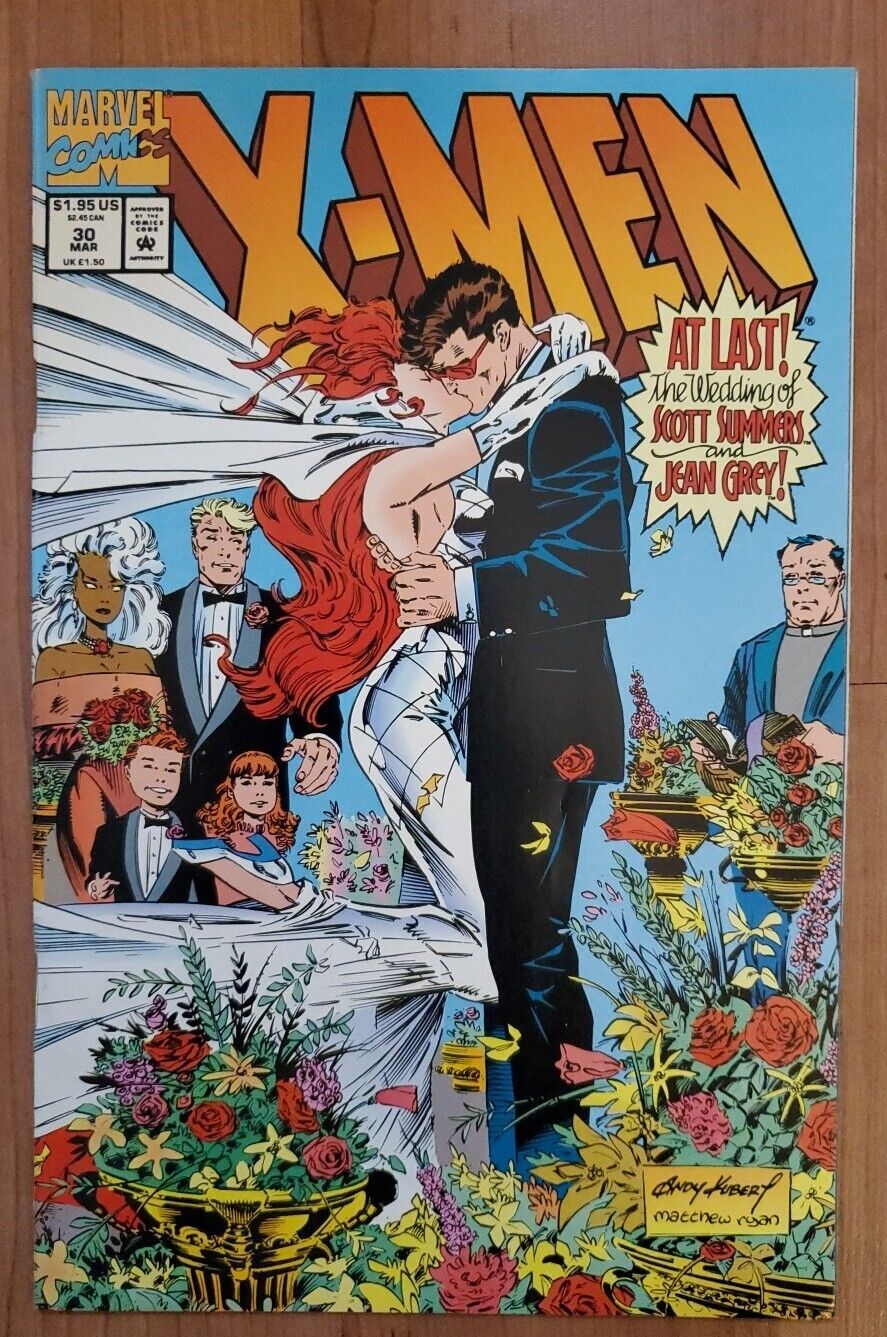 X-MEN #30 VF++  w/trading card insert Marvel comics