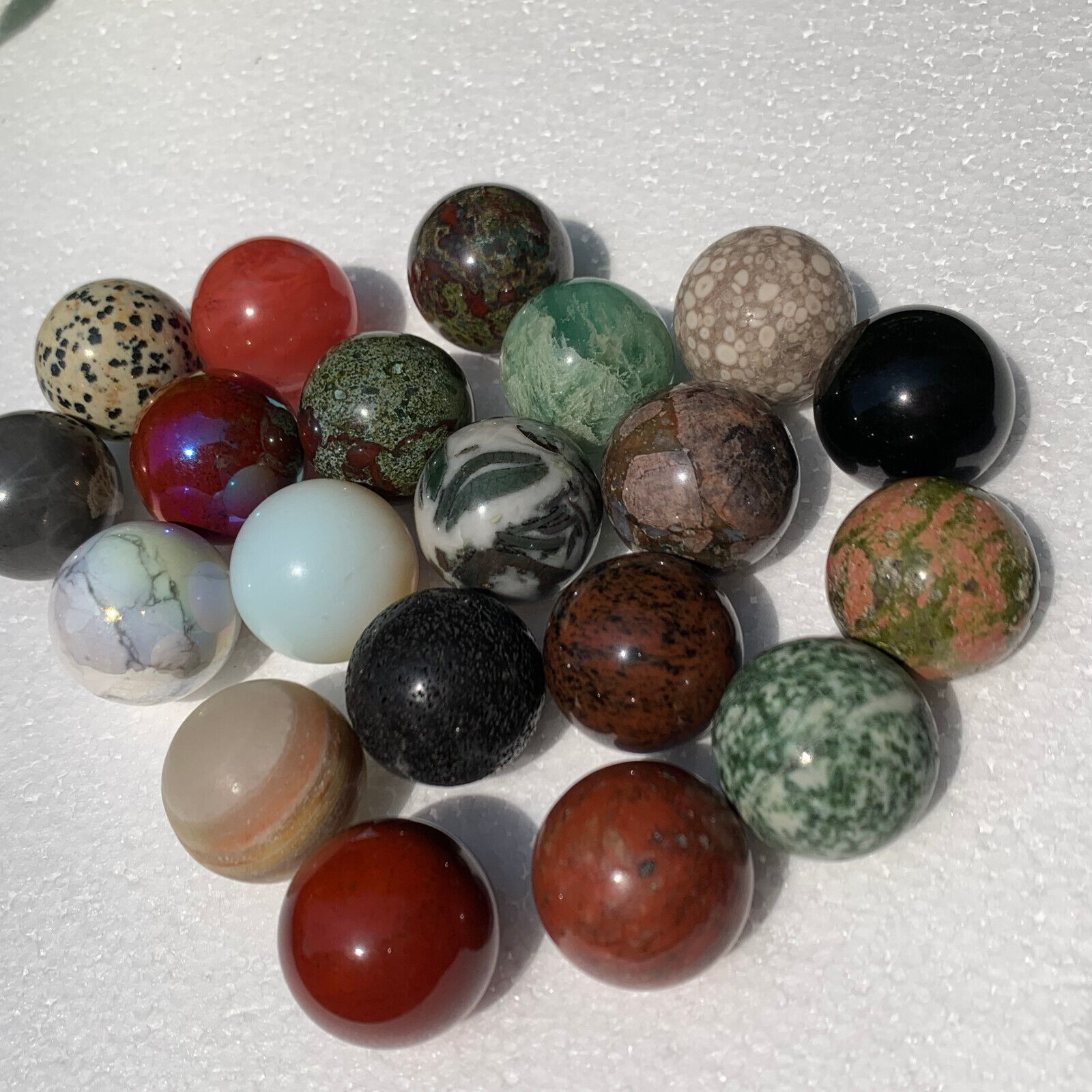 20pcs 26-30mm Mix Quartz Crystal sphere Carved quartz Crystal Ball Reiki Healing