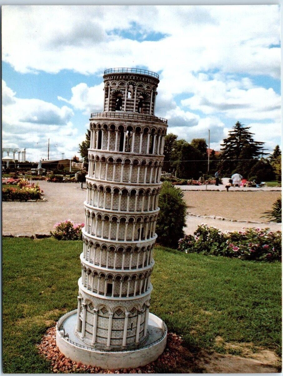 Postcard - The Leaning Tower of Pisa, Italy