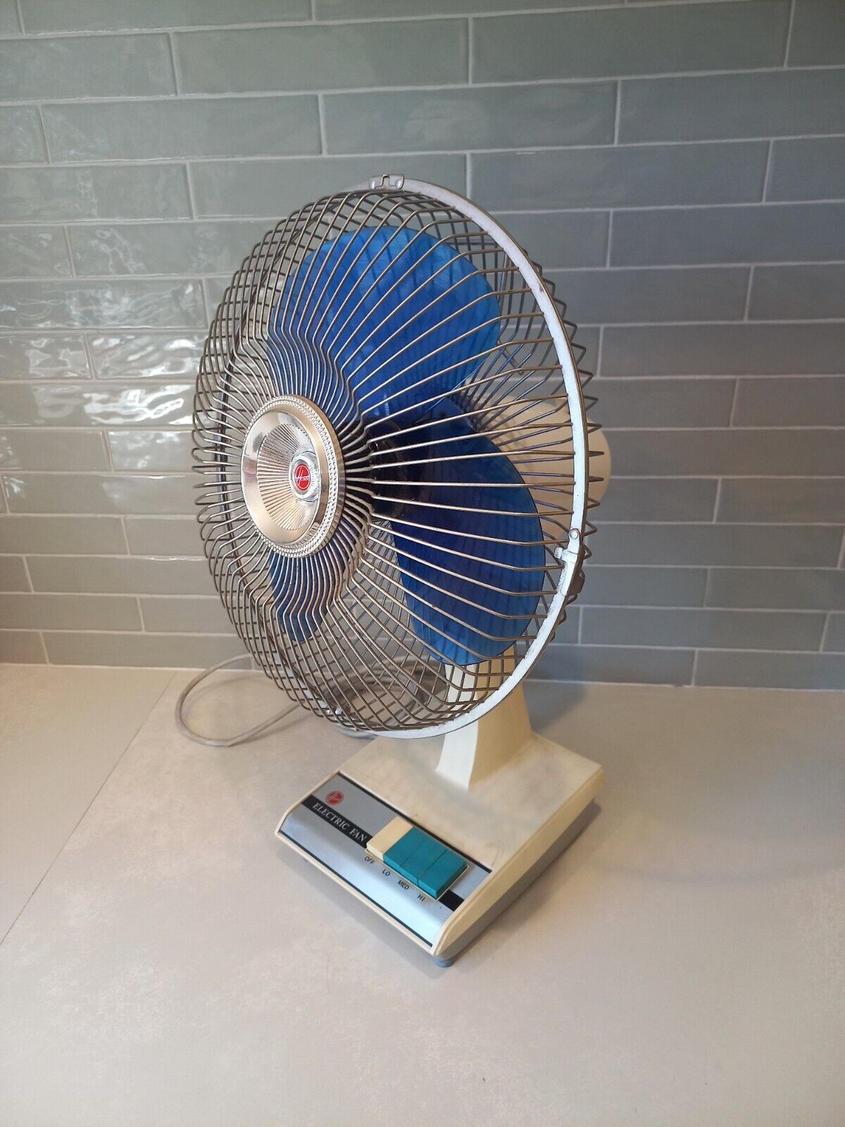 Vintage Retro Hoover Oscillating Electric Fan Blue & White 70s 80s Tested Works