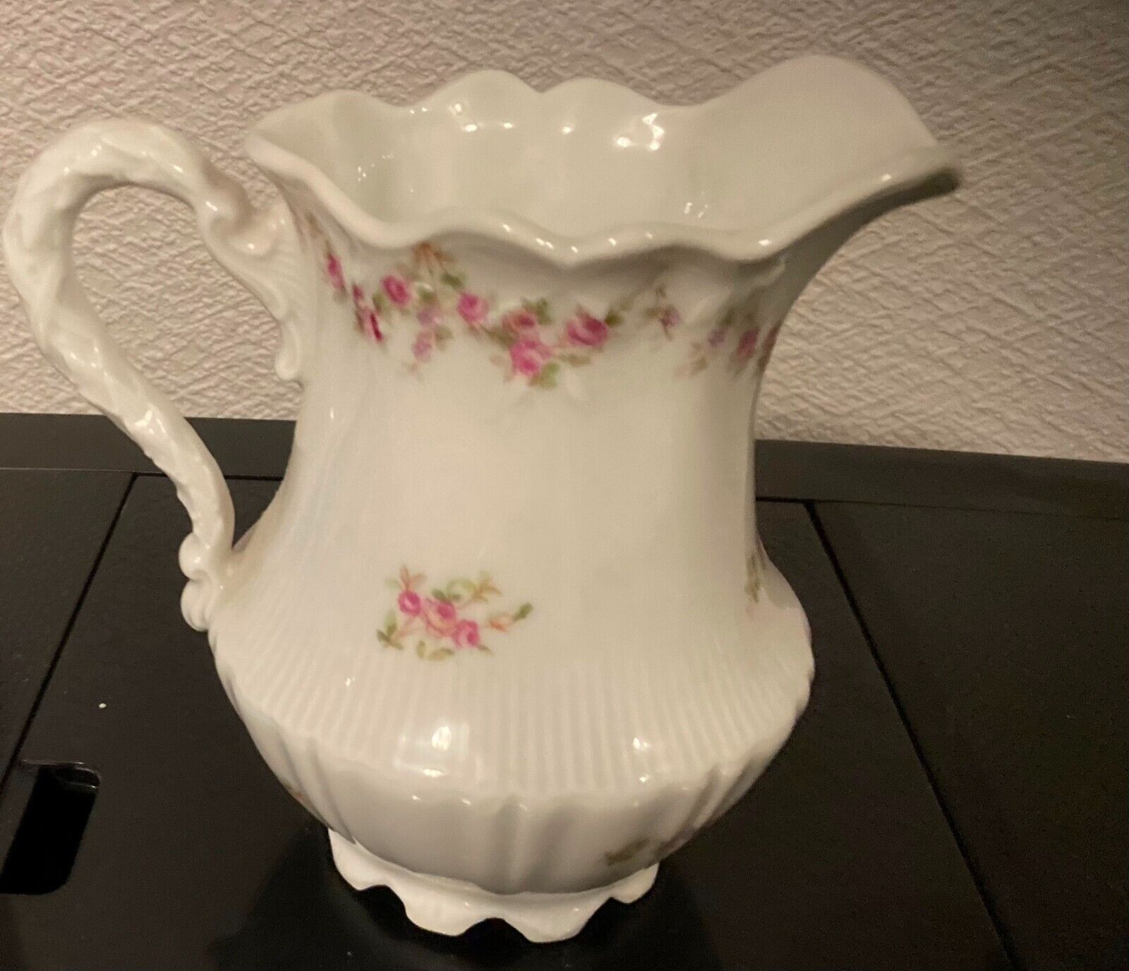 Pretty ceramic/china  4