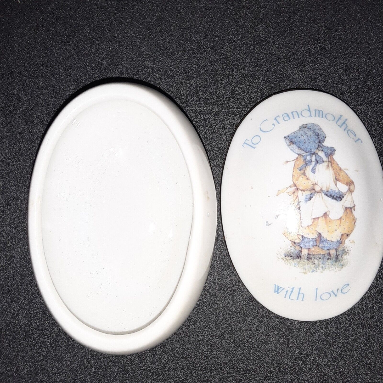 Vintage Holly Hobbie Trinket Box Grandmother Gift  1981 Porcelain 3 inches