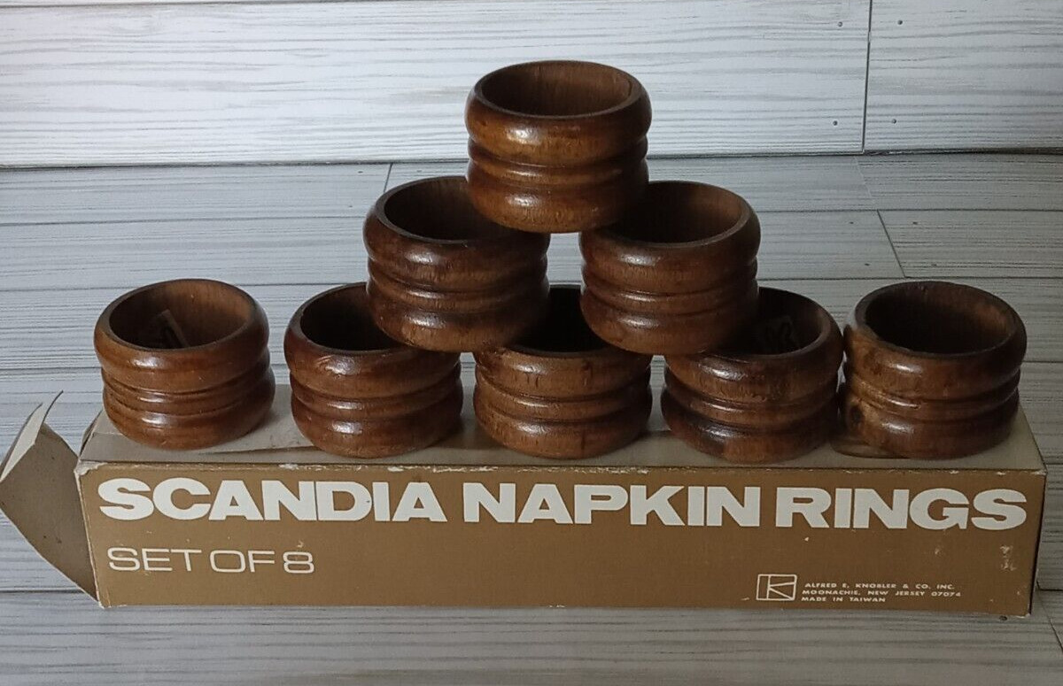 Set of 8 Vintage Wooden Knobler Napkin Rings Dark Wood 