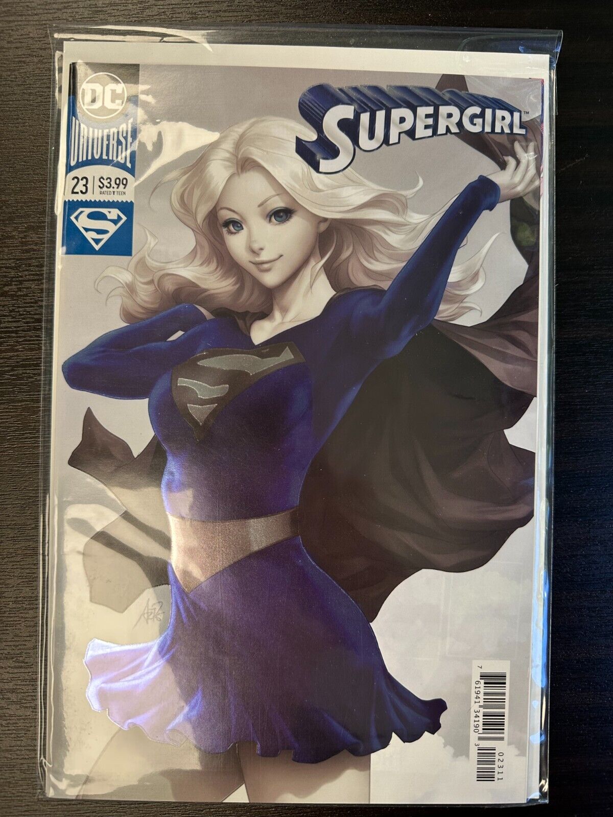 Supergirl #23 Lau / Stanley Artgerm Foil Variant  2018  DC Comics